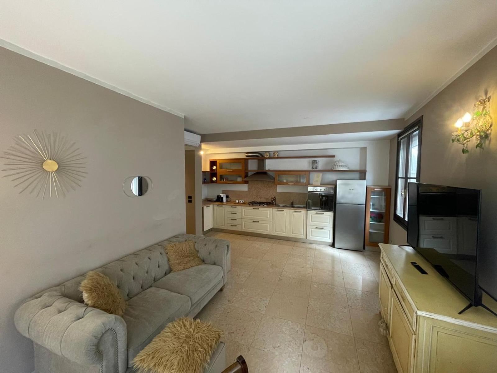 Prestige Suite Sirmione Eksteriør billede